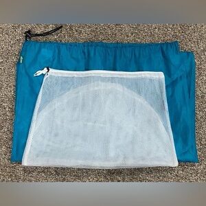 3/$10 Blue and White Mesh Laundry Bags